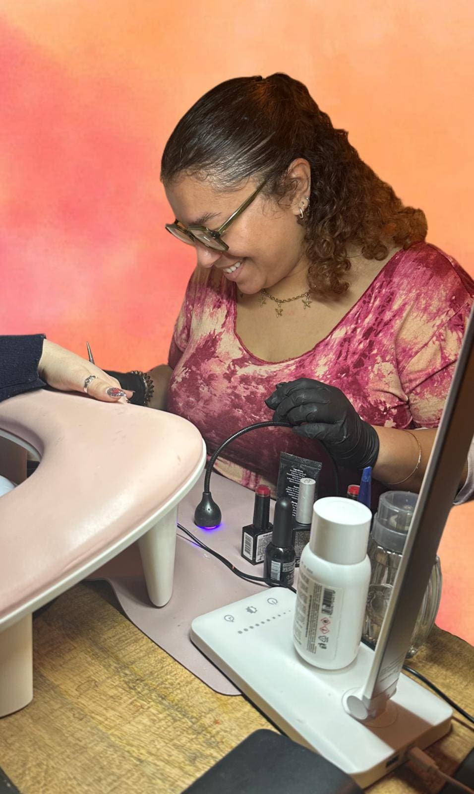 Camille, nail artist